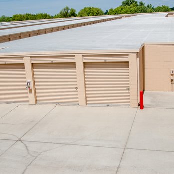 Harbour Point Self Storage - Self Storage Near Me - Elk Grove, California