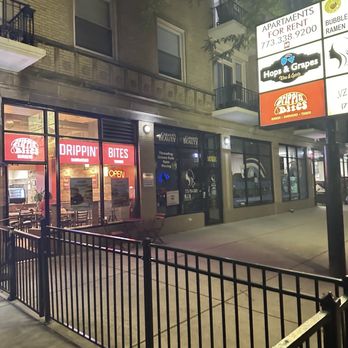 Drippin' Bites - outside - Fast Food Near Me - Chicago, Illinois