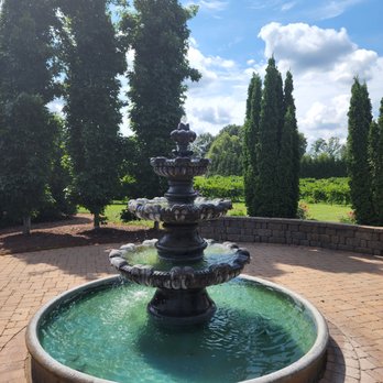Uwharrie Vineyards & Winery - Wine Bars Near Me - Albemarle, North Carolina Uwharrie Vineyards & Winery - Wine Bars Near Me - Albemarle, North Carolina