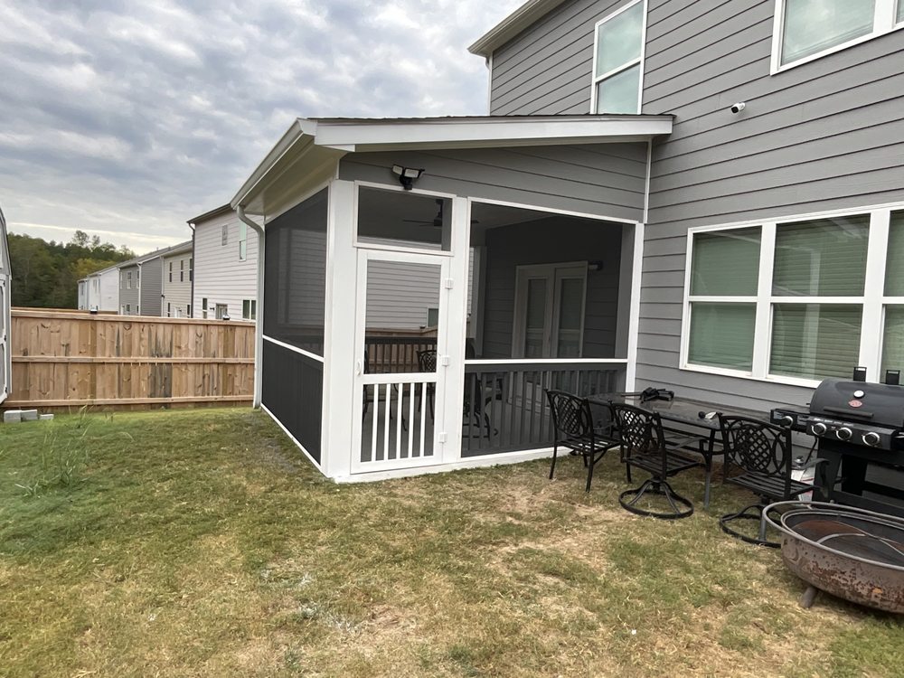 Slide of Lynn's Home Improvement