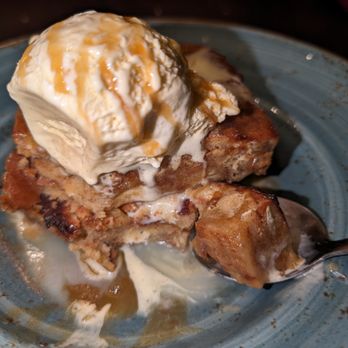 Southern Social - Bourbon Peach Bread Pudding - Southern Near Me - Eagan, Minnesota