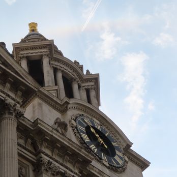 St. Paul's Cathedral - Landmarks & Historical Buildings Near Me - London, XGL