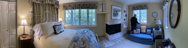 Old Monterey Inn by null