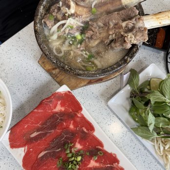 Hot Stone Pho - Hot Stone Short Rib Pho - Vietnamese Near Me - Rosemead, California