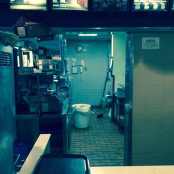 Taco Bell - Gross. - Fast Food Near Me - Weed, California