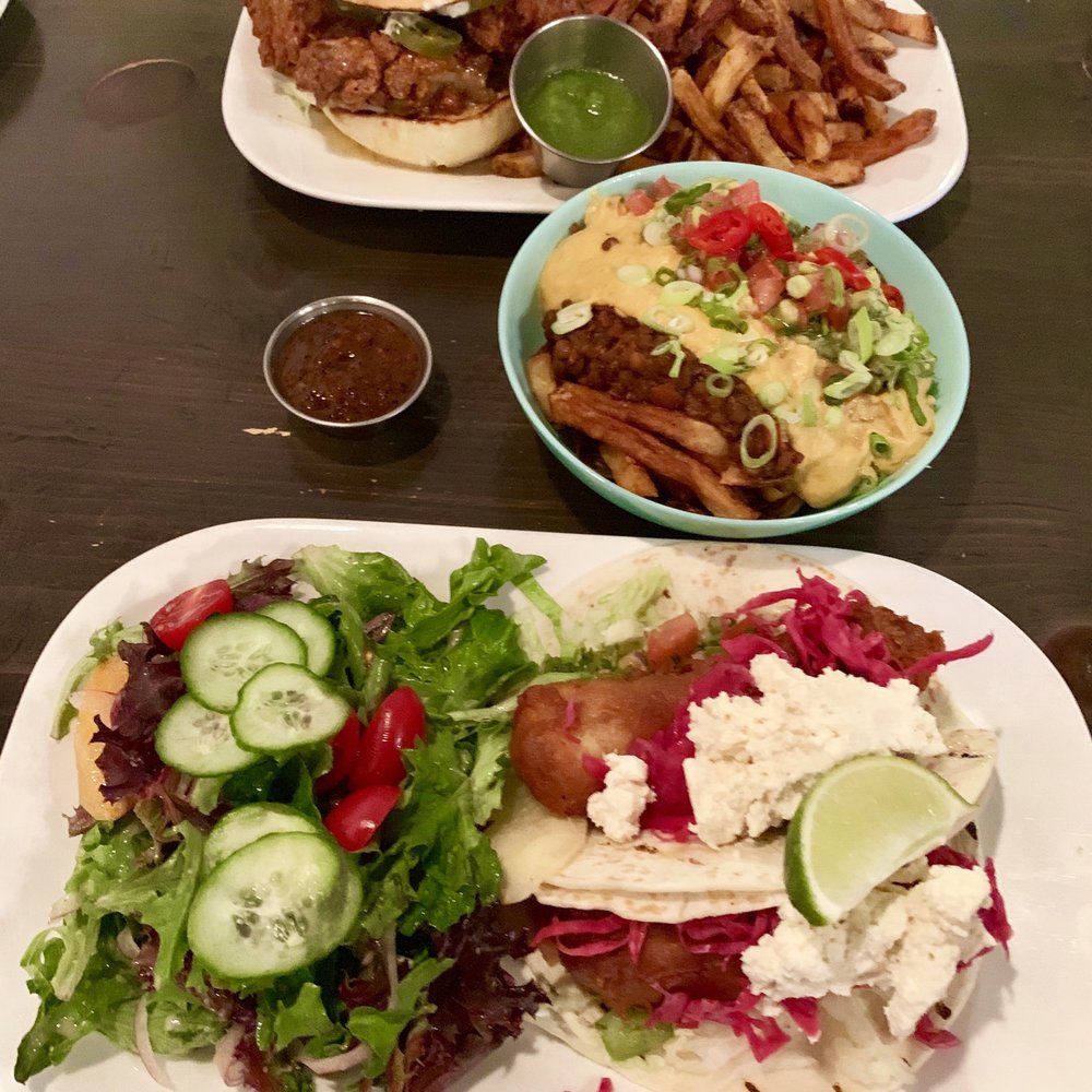 The Wren - - Chicken sandwich - Vegan fries - Fish tacos - Bars Near Me - Toronto, Ontario The Wren - - Chicken sandwich - Vegan fries - Fish tacos - Bars Near Me - Toronto, Ontario