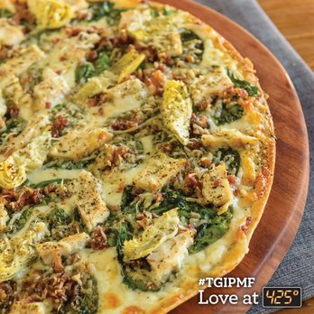 Papa Murphy's - a pizza on a wooden platter - Pizza Near Me - Salem, Oregon Papa Murphy's - a pizza on a wooden platter - Pizza Near Me - Salem, Oregon