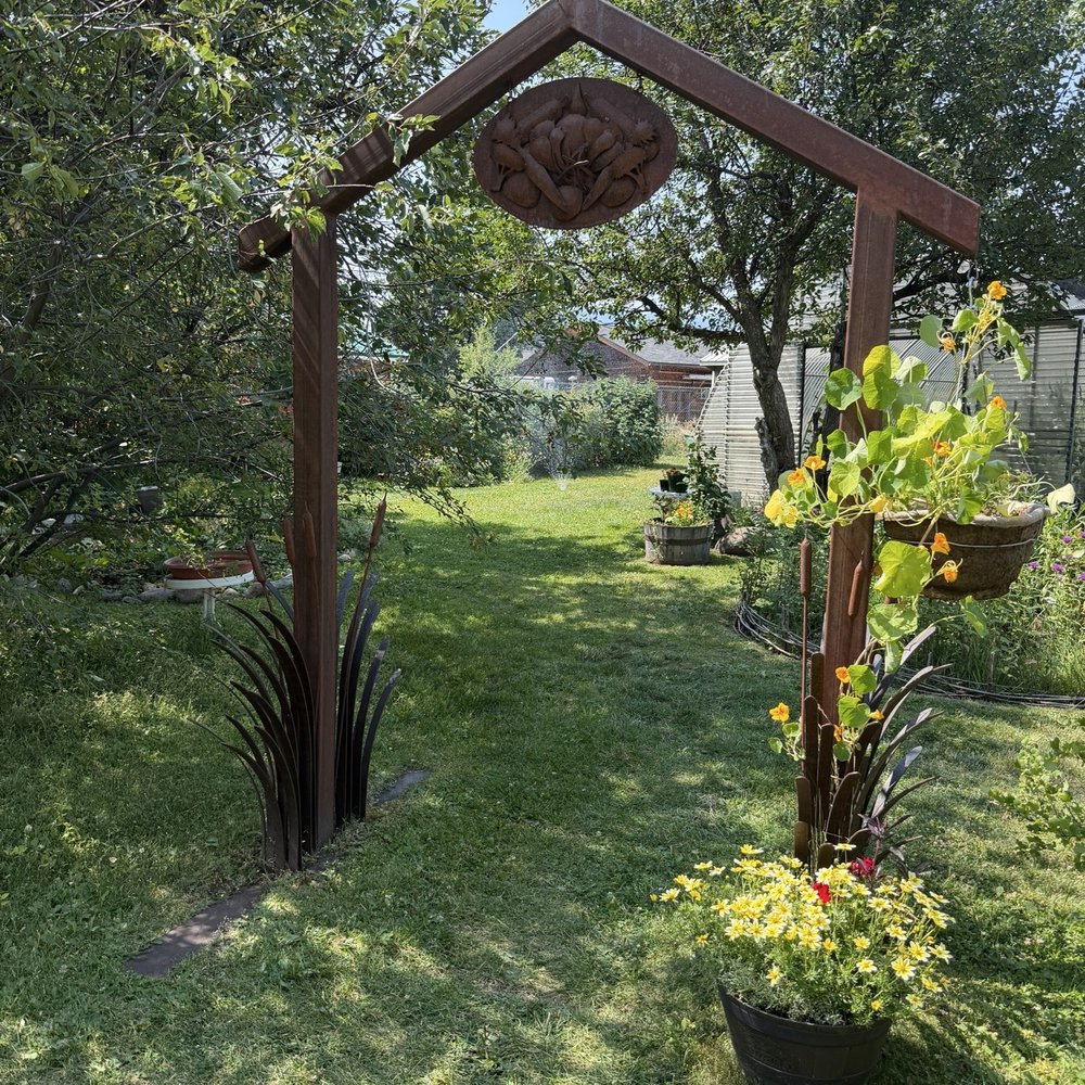 Cafe Regis - Their gardens were amazing. - Cafes Near Me - Red Lodge, Montana