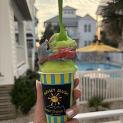 Medium with green apple, cry baby, strawberry lemonade.