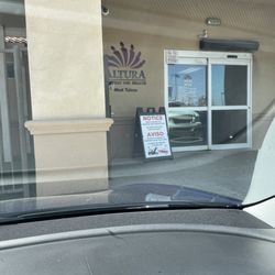 Altura Centers for Health - Front door