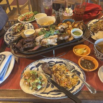 Pappasito's Cantina - Family platter....steak, chicken, lamb chops and grilled shrimp. Came with all the fixings. Rice, bean tortillas, guacamole. - Seafood Near Me - Marietta, Georgia Pappasito's Cantina - Family platter....steak, chicken, lamb chops and grilled shrimp. Came with all the fixings. Rice, bean tortillas, guacamole. - Seafood Near Me - Marietta, Georgia