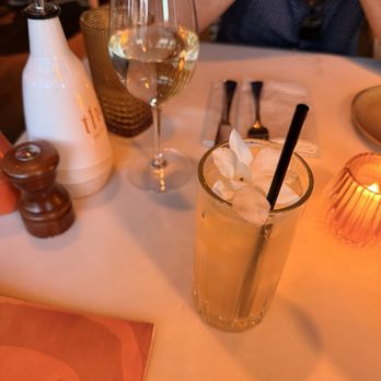 théa - Saint- tropez sunset cocktail, sauv blanc overstone - Mediterranean Near Me - Phoenix, Arizona théa - Saint- tropez sunset cocktail, sauv blanc overstone - Mediterranean Near Me - Phoenix, Arizona