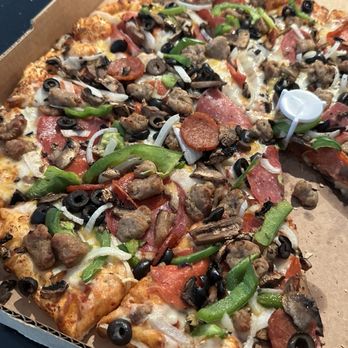 Round Table Pizza - All hail King Arthur's Supreme Pizza - Pizza Near Me - Las Vegas, Nevada