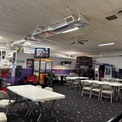 Victory Lanes Bowling Alley - Side of alley with arcade games