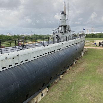 USS ALABAMA Battleship Memorial Park - Starboard side of USS Drum - Landmarks & Historical Buildings Near Me - Mobile, Alabama USS ALABAMA Battleship Memorial Park - Starboard side of USS Drum - Landmarks & Historical Buildings Near Me - Mobile, Alabama