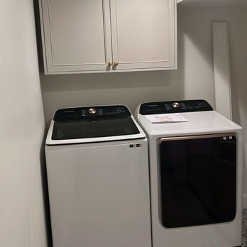 Woodhouse - Laundry room - Cabinetry Near Me Woodhouse - Laundry room - Cabinetry Near Me
