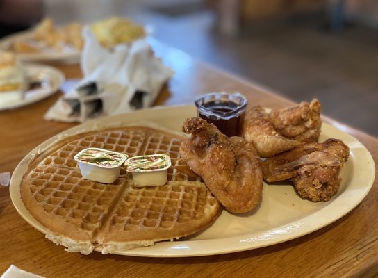 ROSCOE’S HOUSE OF CHICKEN & WAFFLES - ANAHEIM - Updated July 2024