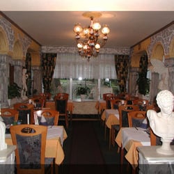 Dionysos