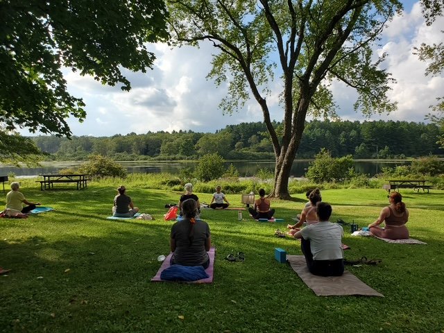 Deep Creek Lake Yoga Logo