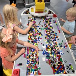 Lego Store - Play area