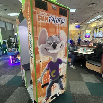 Chuck E. Cheese - Pizza Near Me - Rochester, New York Chuck E. Cheese - Pizza Near Me - Rochester, New York