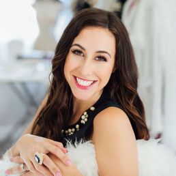 Personal stylist, Ashley Lopez www.arrayofstyle.com Personal stylist, Ashley Lopez www.arrayofstyle.com