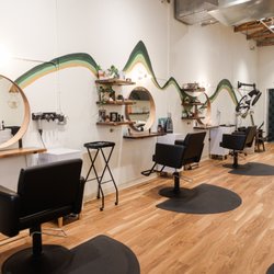The Stargazer Salon - Stylist Stations