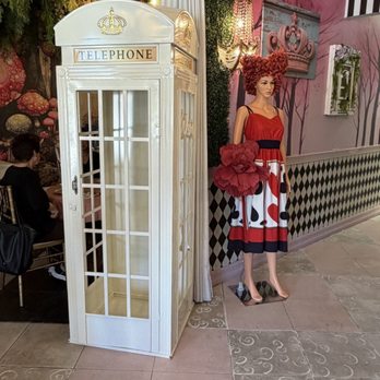 Alice's Teapot Cafe - Themed Cafes Near Me - Delray Beach, Florida Alice's Teapot Cafe - Themed Cafes Near Me - Delray Beach, Florida