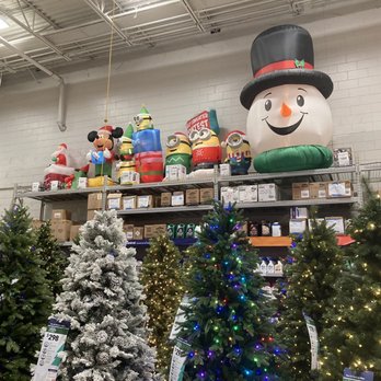 Lowe's Home Improvement - Christmas Merchandise - Hardware Stores Near Me - Albany, Georgia Lowe's Home Improvement - Christmas Merchandise - Hardware Stores Near Me - Albany, Georgia