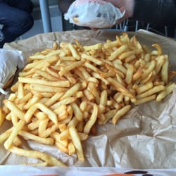 Friterie du Splendid - There's a bit of French fries!