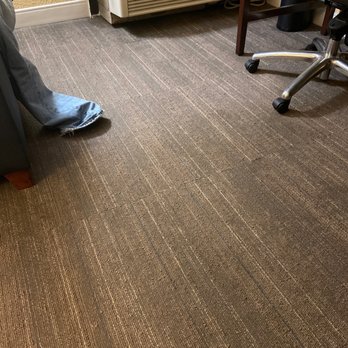 Hampton Inn Raleigh/Cary - Old carpet - Hotels Near Me - Cary, North Carolina Hampton Inn Raleigh/Cary - Old carpet - Hotels Near Me - Cary, North Carolina