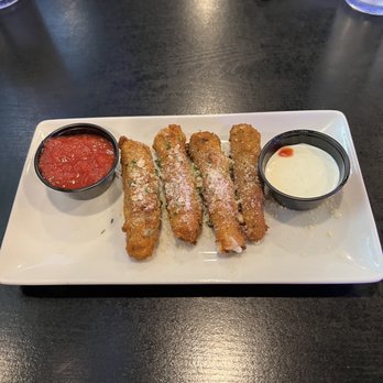 Jay Deez Sports Grill - Burgers Near Me - La Grange, Texas Jay Deez Sports Grill - Burgers Near Me - La Grange, Texas