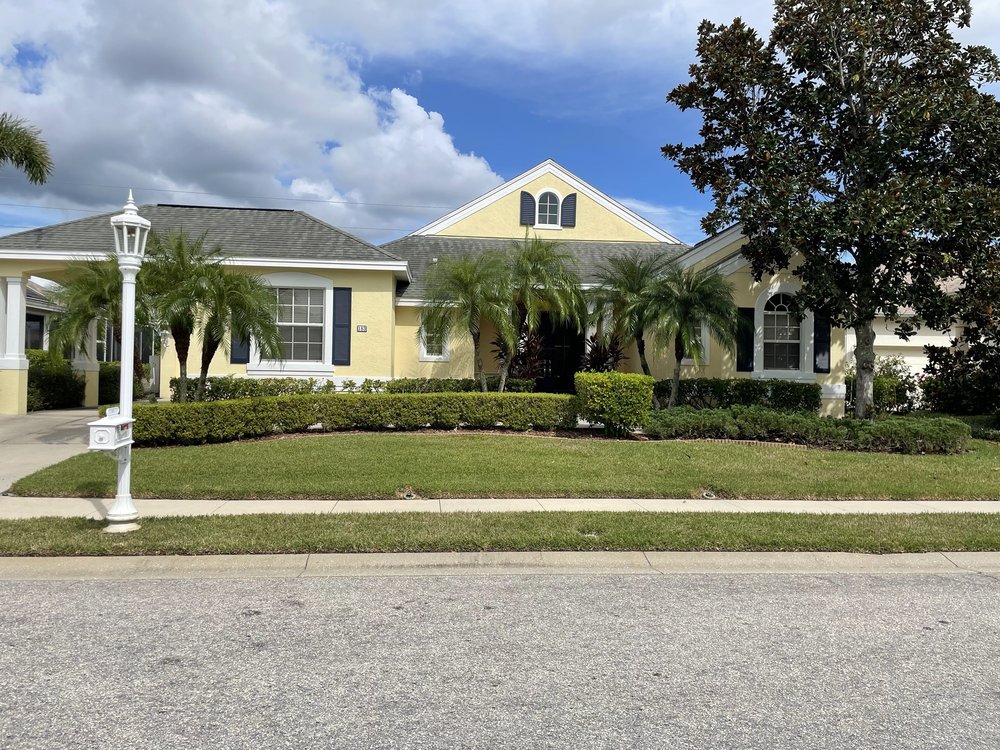 Slide of Vibrant Roofing