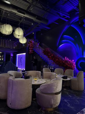 Snowbird Cocktail Lounge & Kitchen by null