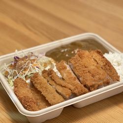 Chat Tea - Ontario - Japanese Curry Rice w Fish日式咖喱饭配鱼排