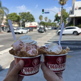 Cold Stone Creamery - Ice Cream & Frozen Yogurt Near Me - Sherman Oaks, California