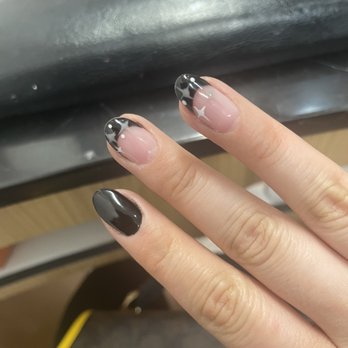 Z Nail Spa - Nail Salons Near Me - Lombard, Illinois