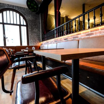 Marlene - Restauranttische im Restaurant- und Barbereich - Mediterranean Near Me - Bremerhaven, HB Marlene - Restauranttische im Restaurant- und Barbereich - Mediterranean Near Me - Bremerhaven, HB