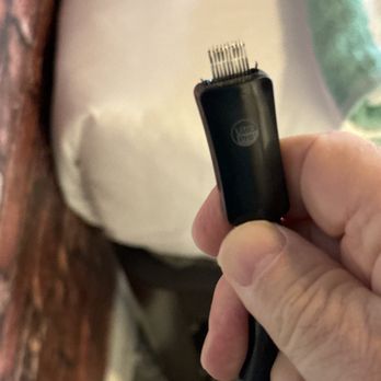 Casiola Orlando - Broken HDMI cable - Resorts Near Me - Orlando, Florida Casiola Orlando - Broken HDMI cable - Resorts Near Me - Orlando, Florida