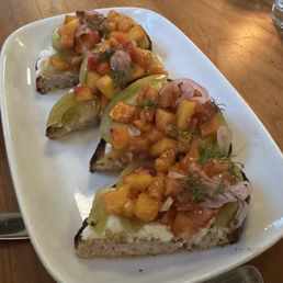 Seasonal bruschetta with nectarines & ricotta Seasonal bruschetta with nectarines & ricotta