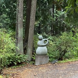 Bellingham Tours - Sculpture at Big Rock Garden