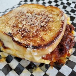 Pork & Mac Grilled Cheese