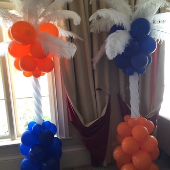 Sunny Balloons - 1920's-theme arrangements with feathers in company colors - Balloon Services Near Me