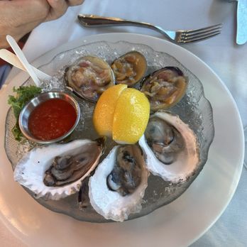Landfall - Oysters & Little necks - Seafood Near Me - Woods Hole, Massachusetts