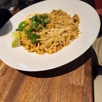 Yard House - Vegetarian Near Me - Burbank, California Yard House - Vegetarian Near Me - Burbank, California
