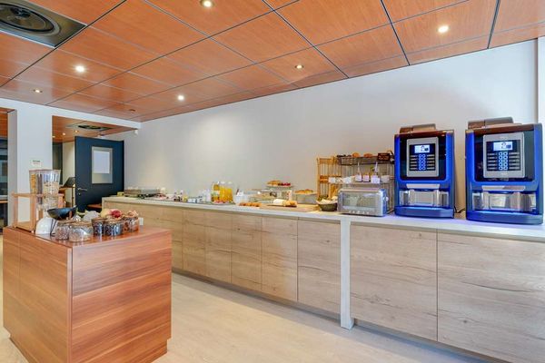 Best Western Hotel Atrium Valence by null