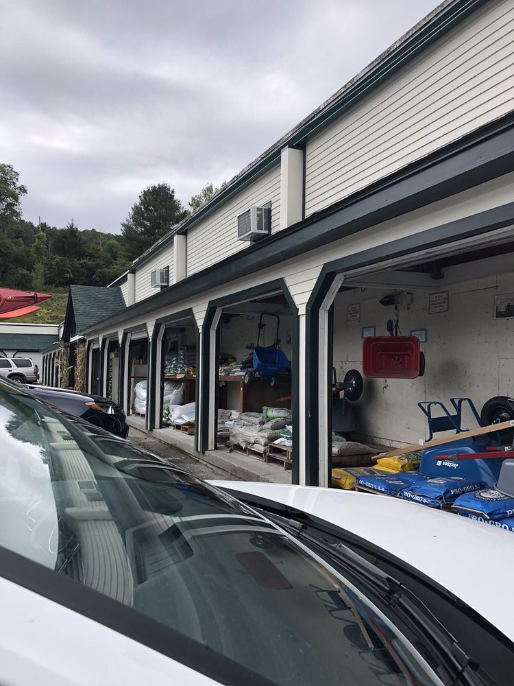 WOODSTOCK ACE HOME & HARDWARE Updated October 2024 452 Woodstock Rd