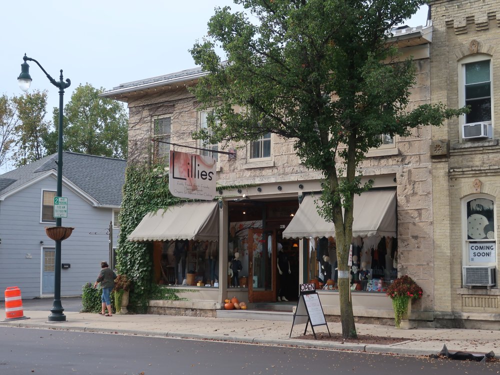 LILLIES Updated August 2024 11 Reviews W62N553 Washington Ave