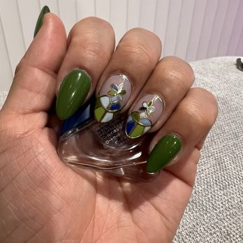 Oasis Nails - Nail Salons Near Me - Sacramento, California