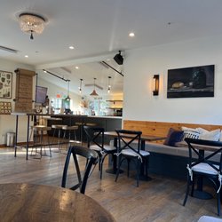 The Wine House